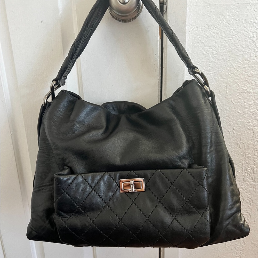 🚫SOLD🚫Chanel 8 Knot Bag, pre-loved, just came back from Leather Sirgeons Spa